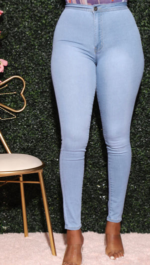 
            
                Load image into Gallery viewer, Dark Blue Wash Stretch Skinny Jeans! PLUS SIZES!
            
        