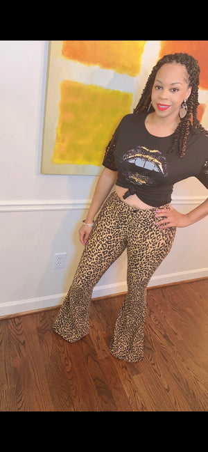 JEANS SALE! Leopard Print Bell Bottom Pants ‼️ Stretchy