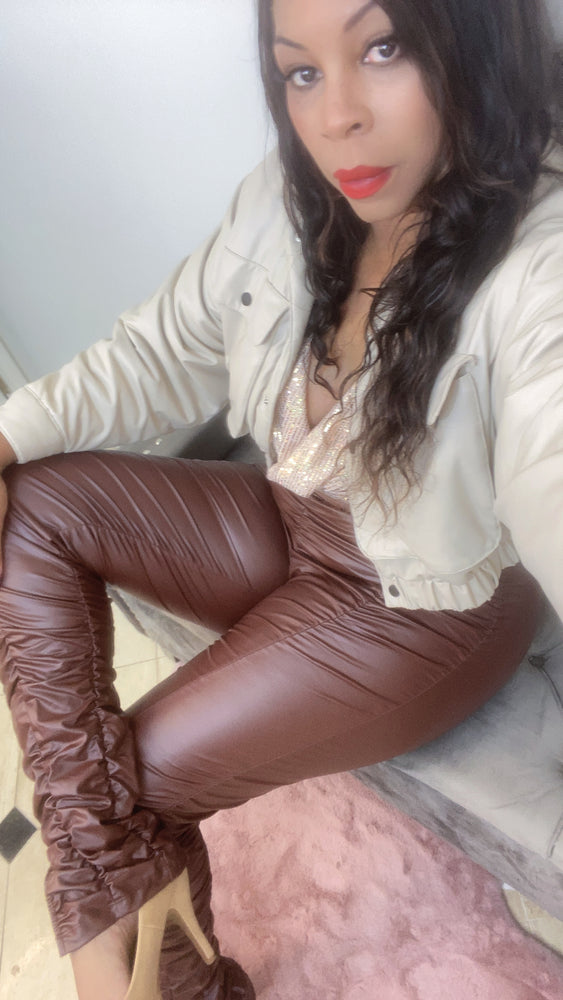 
            
                Load image into Gallery viewer, Sweet Stacked Chocolate Leggings w/ Slit Ankles
            
        